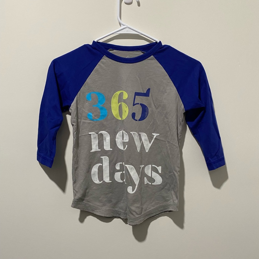 Peek Kids Raglan Sleeve Tee - Blue and Gray size 6/7 euc